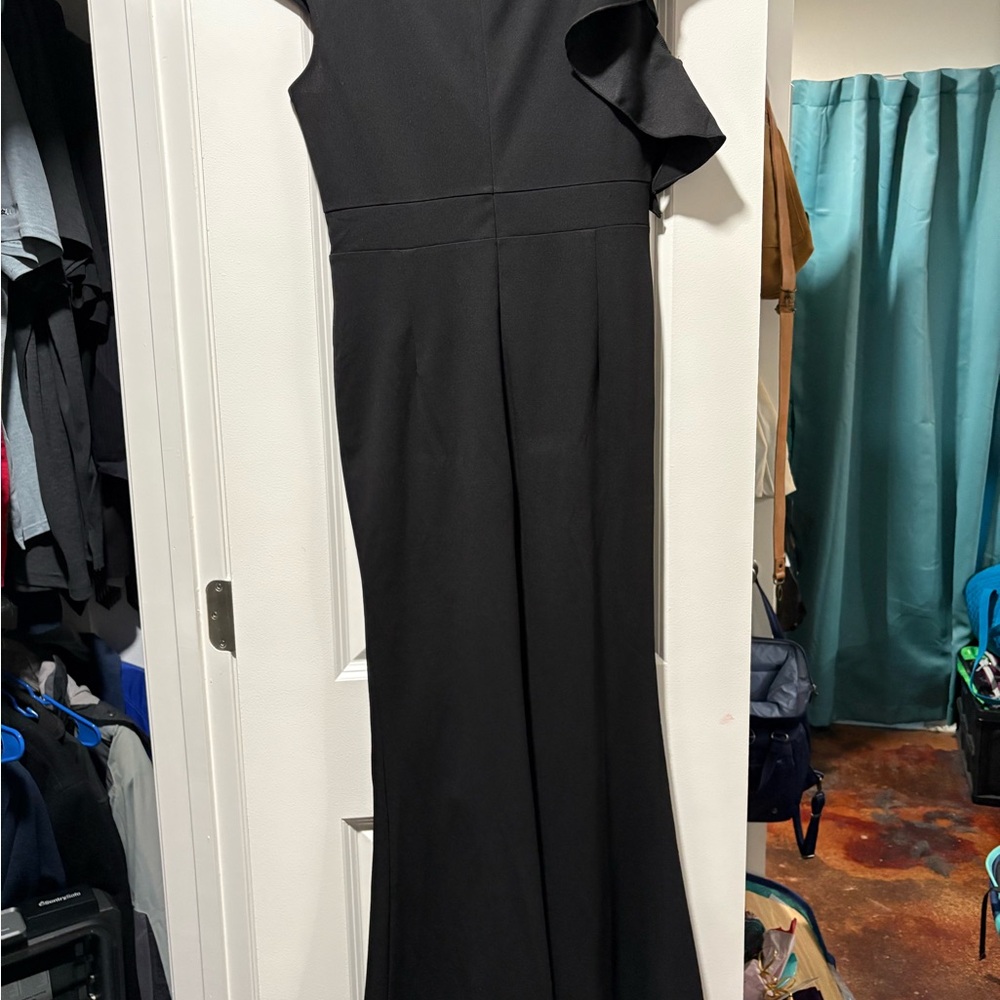 Black Ruffled One Shoulder Sheath Cocktail Dress - Picture 3 of 4